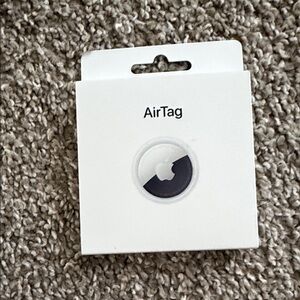 Apple AirTag in White and Gray